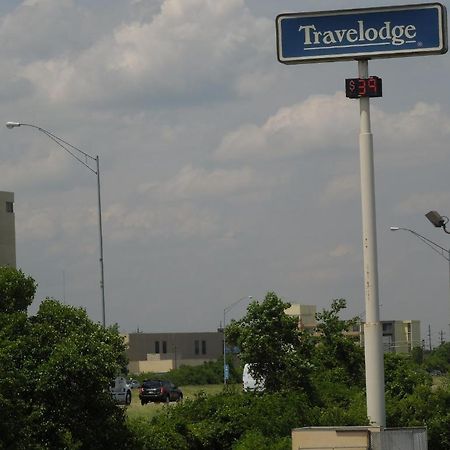 Travelodge - Cincinnati Sharonville Exterior foto