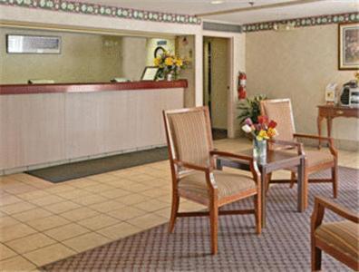 Travelodge - Cincinnati Sharonville Interior foto