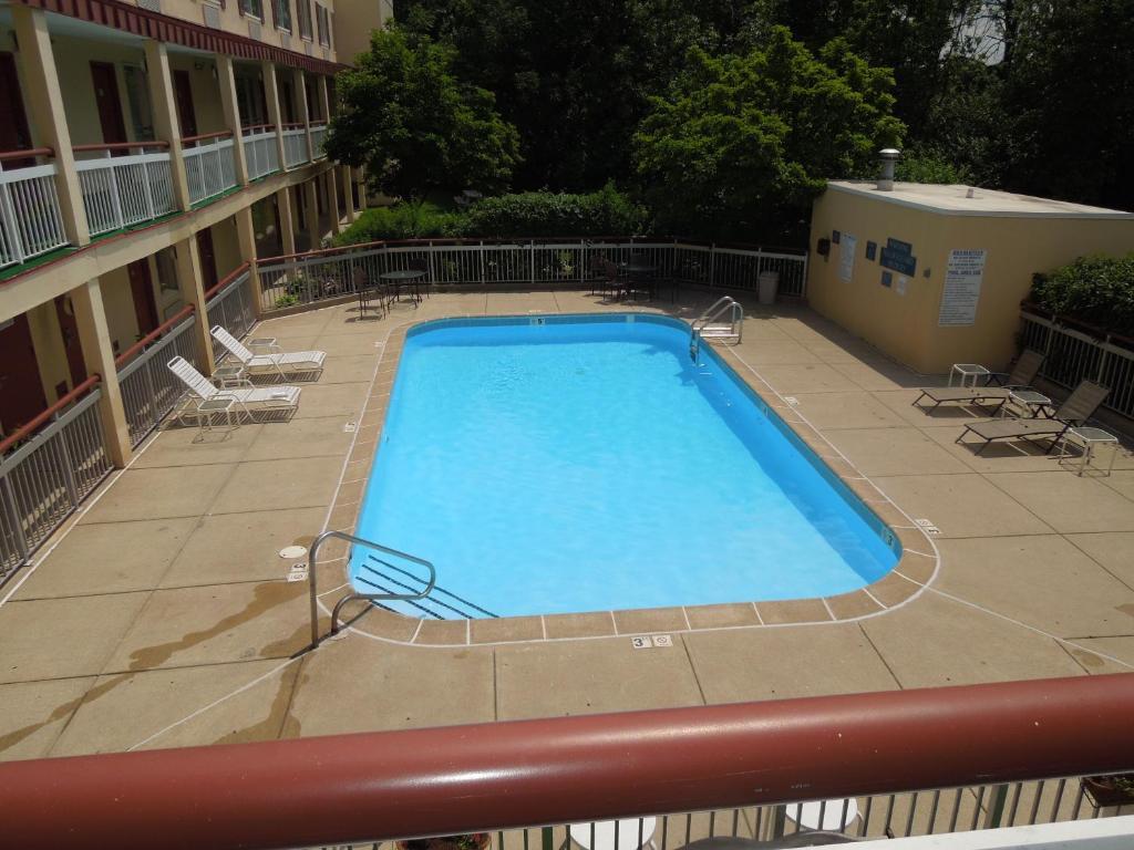 Travelodge - Cincinnati Sharonville Exterior foto